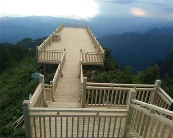 德陽防腐木棧道